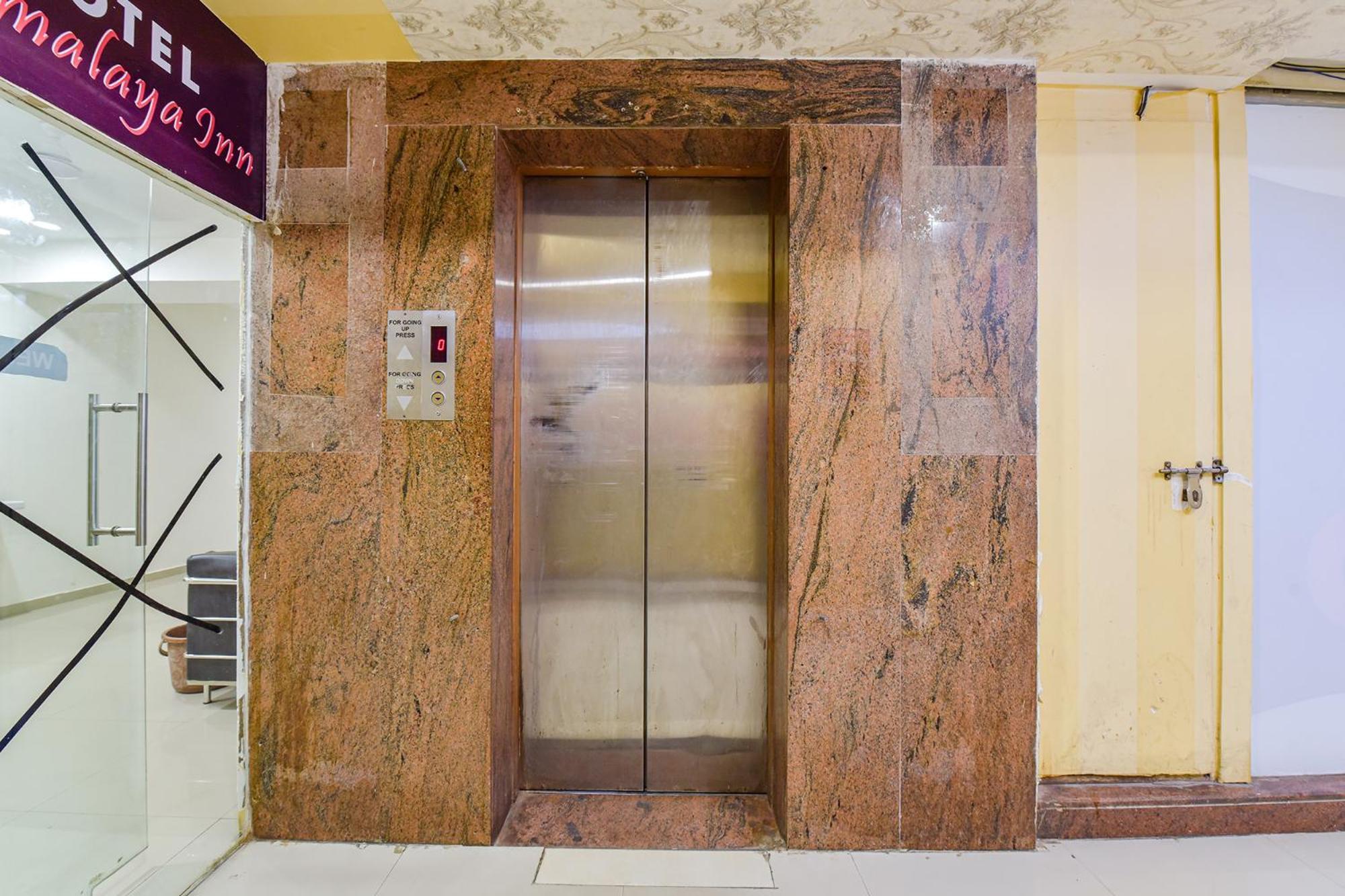 Hotel O Himalaya Inn Ahmedabad Exterior photo